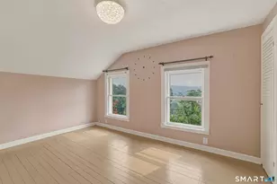 26 Washington St, Derby, CT 06418 - Photo 22