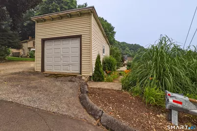 26 Washington Street, Derby, CT 06418 - Photo 26