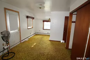 140 Yarwood St, Stratford, CT 06615 - Photo 18