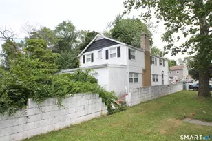 140 Yarwood St, Stratford, CT 06615 - Photo 2