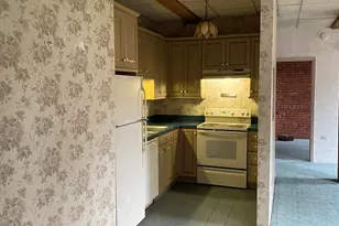 222 Williams St E, Glastonbury, CT 06033 - Photo 2