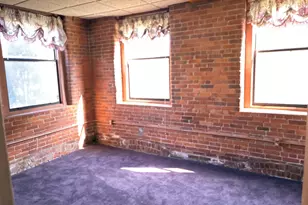 222 Williams St E, Glastonbury, CT 06033 - Photo 2