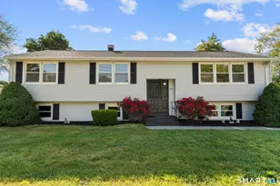 47 Williamson Rd, Hamden, CT 06517 - Photo 2