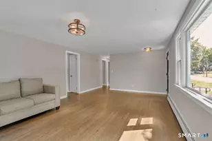 151 Tanner St, Manchester, CT 06042 - Photo 2