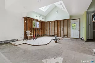 95 Park Ave, Shelton, CT 06484 - Photo 6