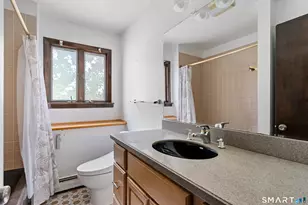 95 Park Ave, Shelton, CT 06484 - Photo 18