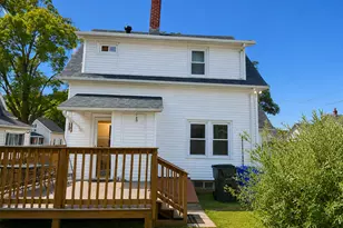 12 Whitney St, East Hartford, CT 06118 - Photo 6