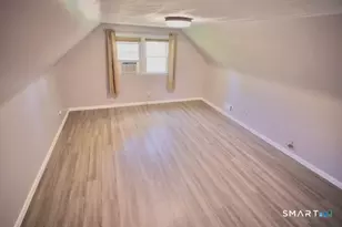108 White St, Manchester, CT 06042 - Photo 14