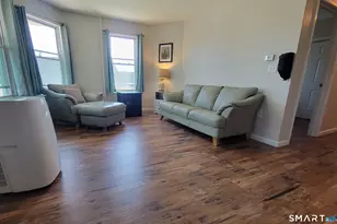 88 E Center St, Manchester, CT 06040 - Photo 24