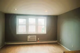 140 Grove St, Stamford, CT 06902 - Photo 4