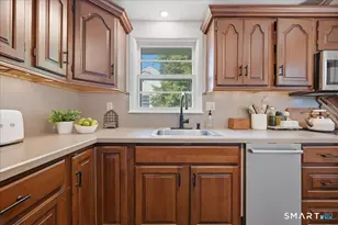61 Hilltop Rd, Groton, CT 06355 - Photo 12