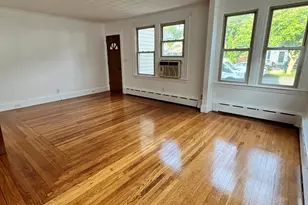 30 Coram St, Hamden, CT 06517 - Photo 4