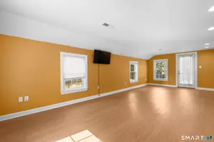 834 Bee St, Meriden, CT 06450 - Photo 30