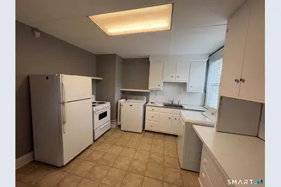829 Edgewood Avenue #2nd fl, New Haven, CT 06515 - Photo 6
