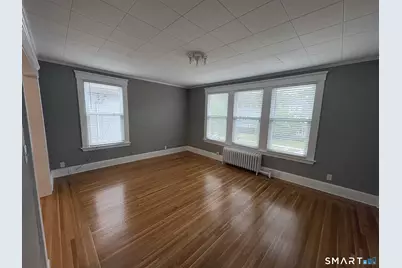829 Edgewood Avenue #2nd fl, New Haven, CT 06515 - Photo 1