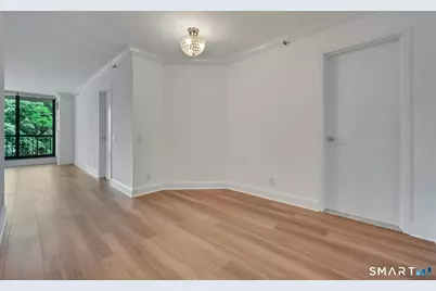 25 Forest Street #4F, Stamford, CT 06901 - Photo 16