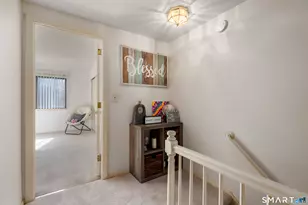 136 Webster Ct, Newington, CT 06111 - Photo 10