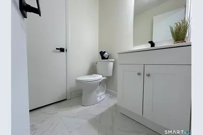 38 Sutton Place #38, Bloomfield, CT 06002 - Photo 34