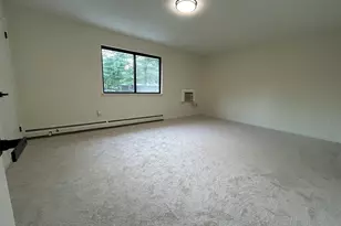 38 Sutton Pl, Bloomfield, CT 06002 - Photo 32