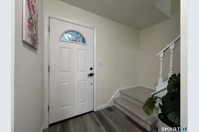 38 Sutton Place #38, Bloomfield, CT 06002 - Photo 2
