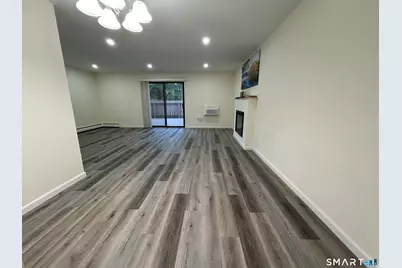 38 Sutton Place #38, Bloomfield, CT 06002 - Photo 8