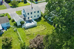 4 McKinnel Ct, Branford, CT 06405 - Photo 2