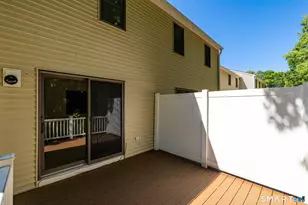 35 Brookside Village, Enfield, CT 06082 - Photo 14