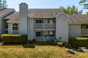 87 Leafwood Ln, Groton, CT 06340 - Photo 2
