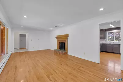 2595 Albany Avenue, West Hartford, CT 06117 - Photo 6