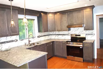 2595 Albany Avenue, West Hartford, CT 06117 - Photo 10