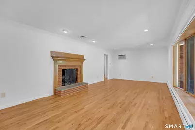 2595 Albany Avenue, West Hartford, CT 06117 - Photo 4