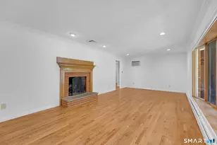 2595 Albany Ave, West Hartford, CT 06117 - Photo 4