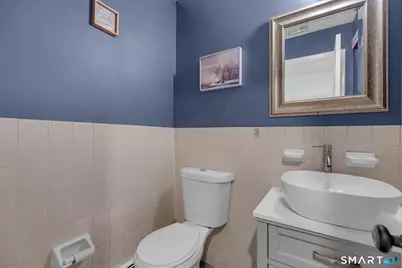 2595 Albany Avenue, West Hartford, CT 06117 - Photo 12