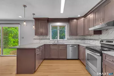 2595 Albany Avenue, West Hartford, CT 06117 - Photo 8