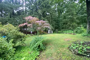 1003 Garden Rd, Orange, CT 06477 - Photo 20