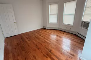 148 Alfred St, Bridgeport, CT 06605 - Photo 8