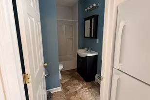 148 Alfred St, Bridgeport, CT 06605 - Photo 12