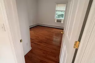 148 Alfred St, Bridgeport, CT 06605 - Photo 2