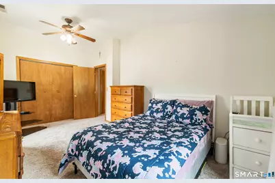 39 Morris Avenue, Trumbull, CT 06611 - Photo 18
