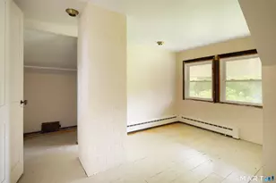 121 Railroad St, Canaan, CT 06018 - Photo 24