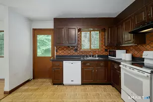 50 Shields Ln, Ridgefield, CT 06877 - Photo 8