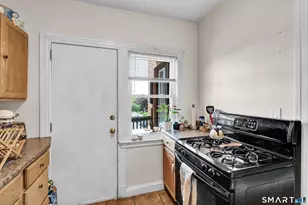 28-30 Whitney St, Hartford, CT 06105 - Photo 6