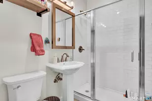 28-30 Whitney St, Hartford, CT 06105 - Photo 8