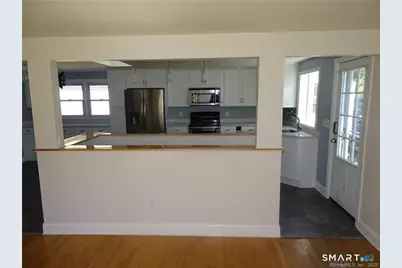 15 Bayshore Drive, New London, CT 06320 - Photo 6