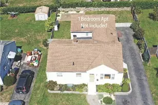 15 Bayshore Dr, New London, CT 06320 - Photo 2