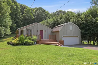 10 Satterlee Road, New Fairfield, CT 06812 - Photo 1