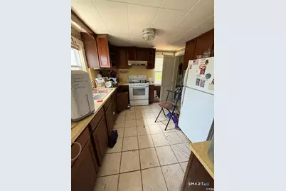 11 Cottage Street, Putnam, CT 06260 - Photo 6