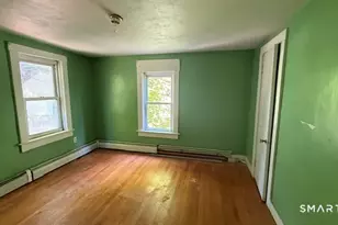 11 Cottage St, Putnam, CT 06260 - Photo 8