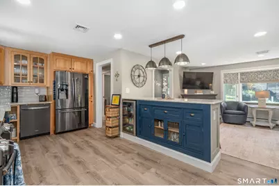 355 Burnham Street, Manchester, CT 06042 - Photo 12