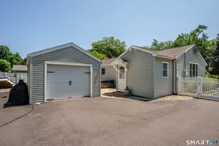 355 Burnham St, Manchester, CT 06042 - Photo 38